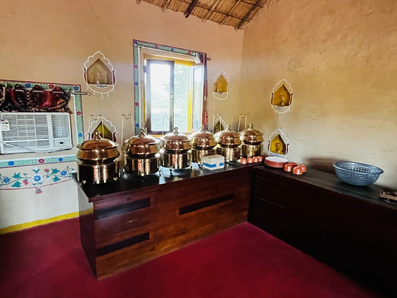 Dining ambience at Sariska Tiger Lodge