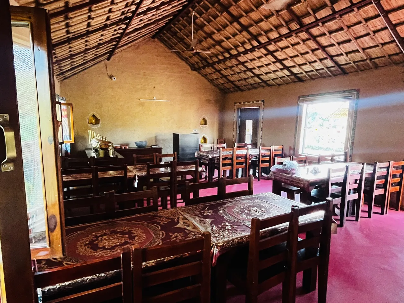 Vegetarian dining and hospitality at Sariska Tiger Lodge